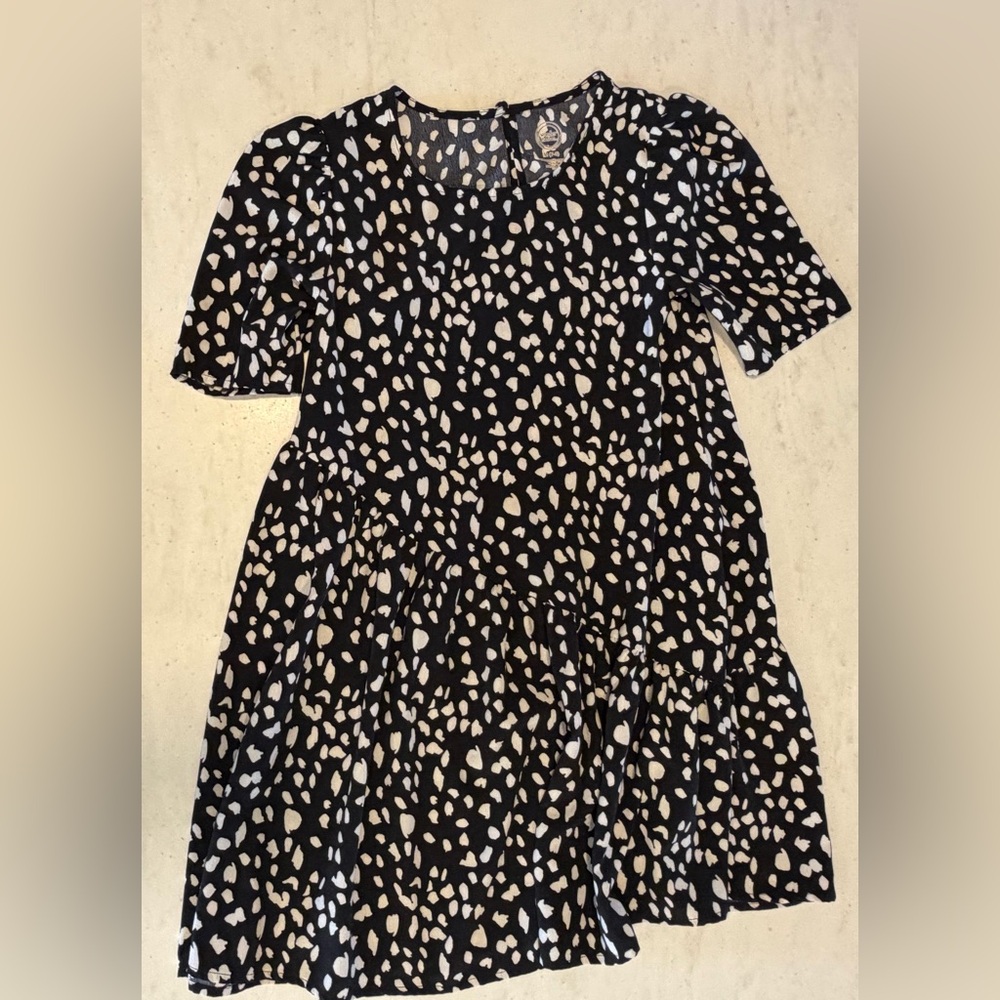 Wonder Nation Black and White Speckled Dress w/ Keyhole Back